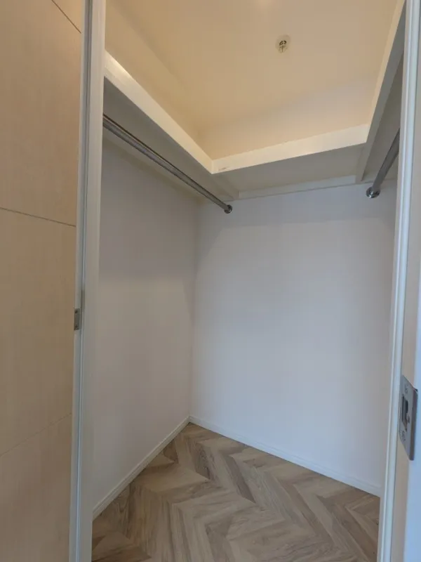 Residia Kanda - Interior - ["Flooring", "Wall", "Floor"]