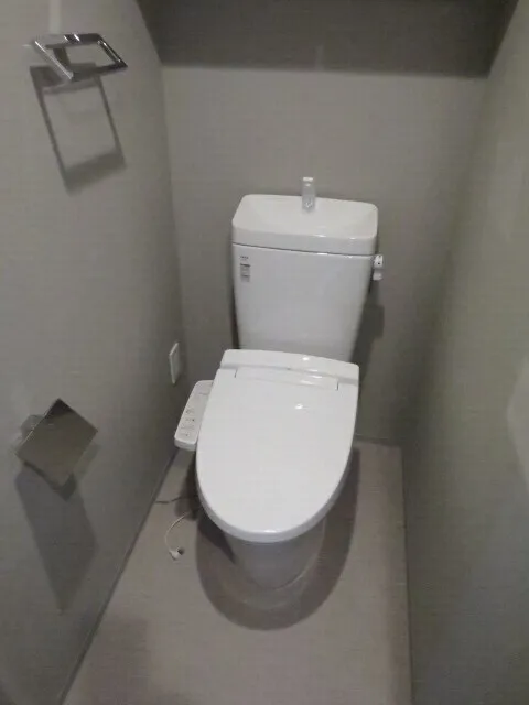 Wilterrace Morishita 4-Chome - Interior - ["Toilet seat", "White", "Toilet"]