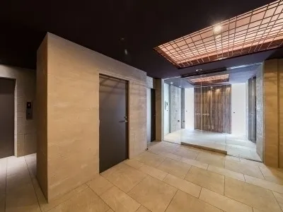 Cabin Arena Minami Aoyama - Exterior - ["Flooring", "Floor", "Ceiling"]