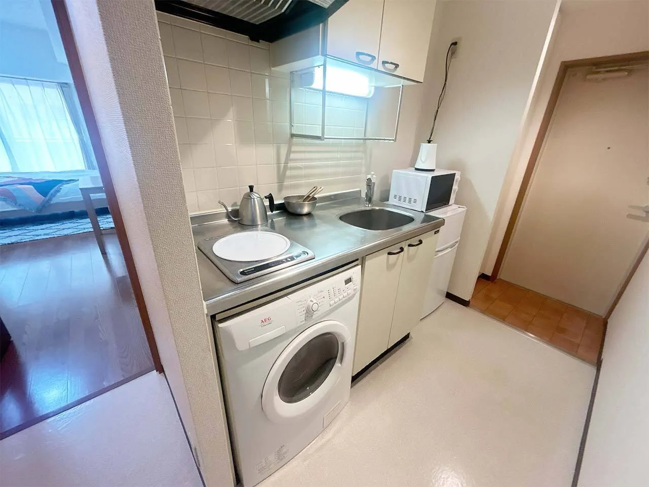 Mynavi STAY Urban Suite Jimbocho Station - Interior - []