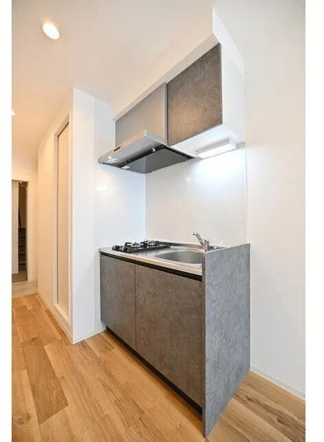 False Class Takadanobaba - Interior - ["Kitchen", "Major appliance", "Flooring"]