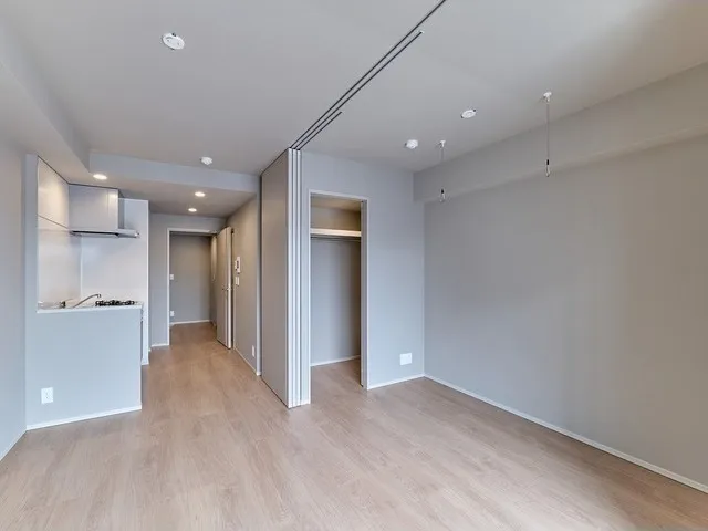 Baus Flats Kuramae - Interior - ["Flooring", "Floor", "Ceiling"]