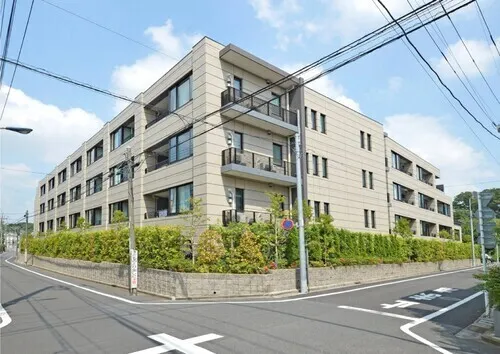 Veek Stage Nerima Toyotama Sakura HOUSE - Exterior - ["Apartment", "Neighbourhood", "Residential area"]