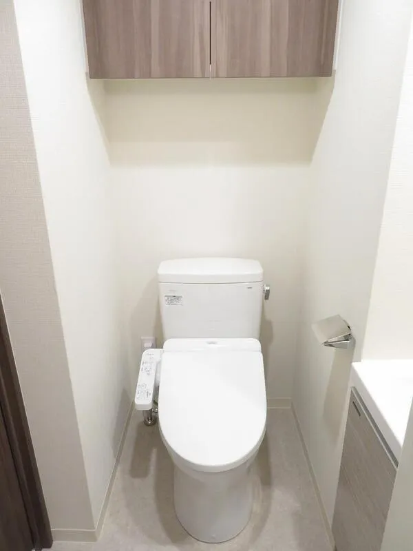 Orchid Residence Sumiyoshi - Interior - ["Toilet seat", "Plumbing fixture", "Flooring"]