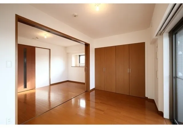 Rivere Ikebukuro - Interior - ["Flooring", "Floor", "Wood flooring"]