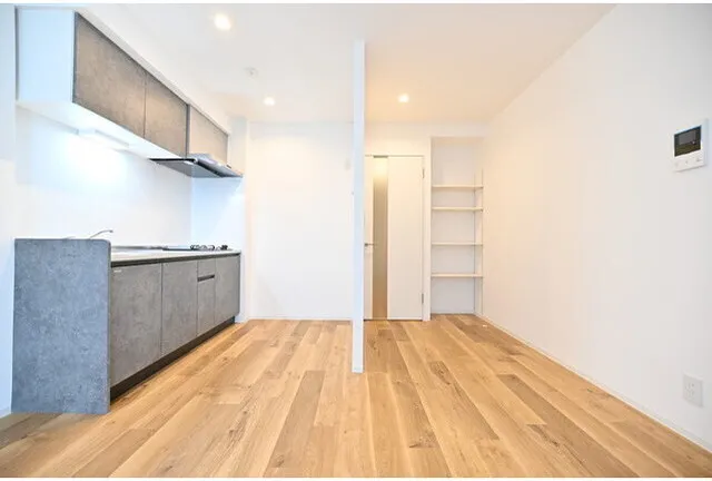 False Class Takadanobaba - Interior - ["Flooring", "Floor", "Wood flooring"]