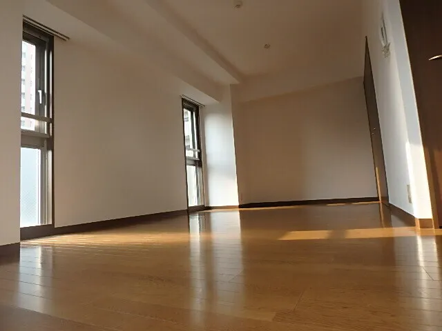 GRACE Omori - Interior - ["Flooring", "Floor", "Wood flooring"]