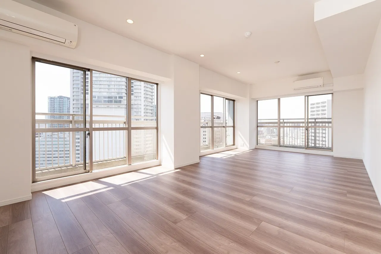 Platine Tamachi - Interior - ["Flooring", "Wood flooring", "Floor"]