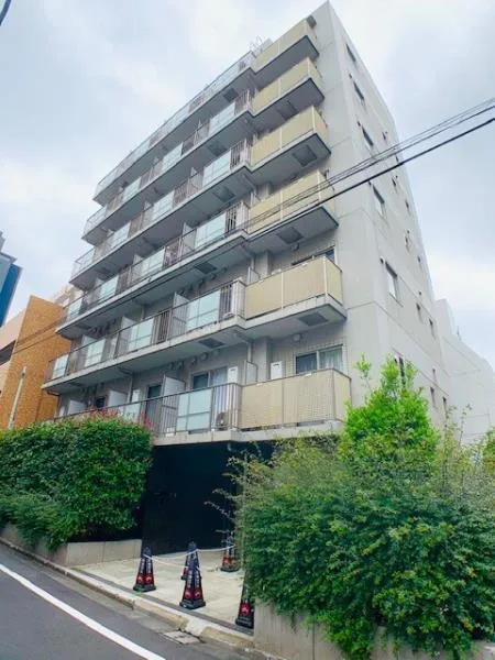 KDX Residence Nishi Shinjuku - Exterior - ["Building", "Cloud", "Sky"]