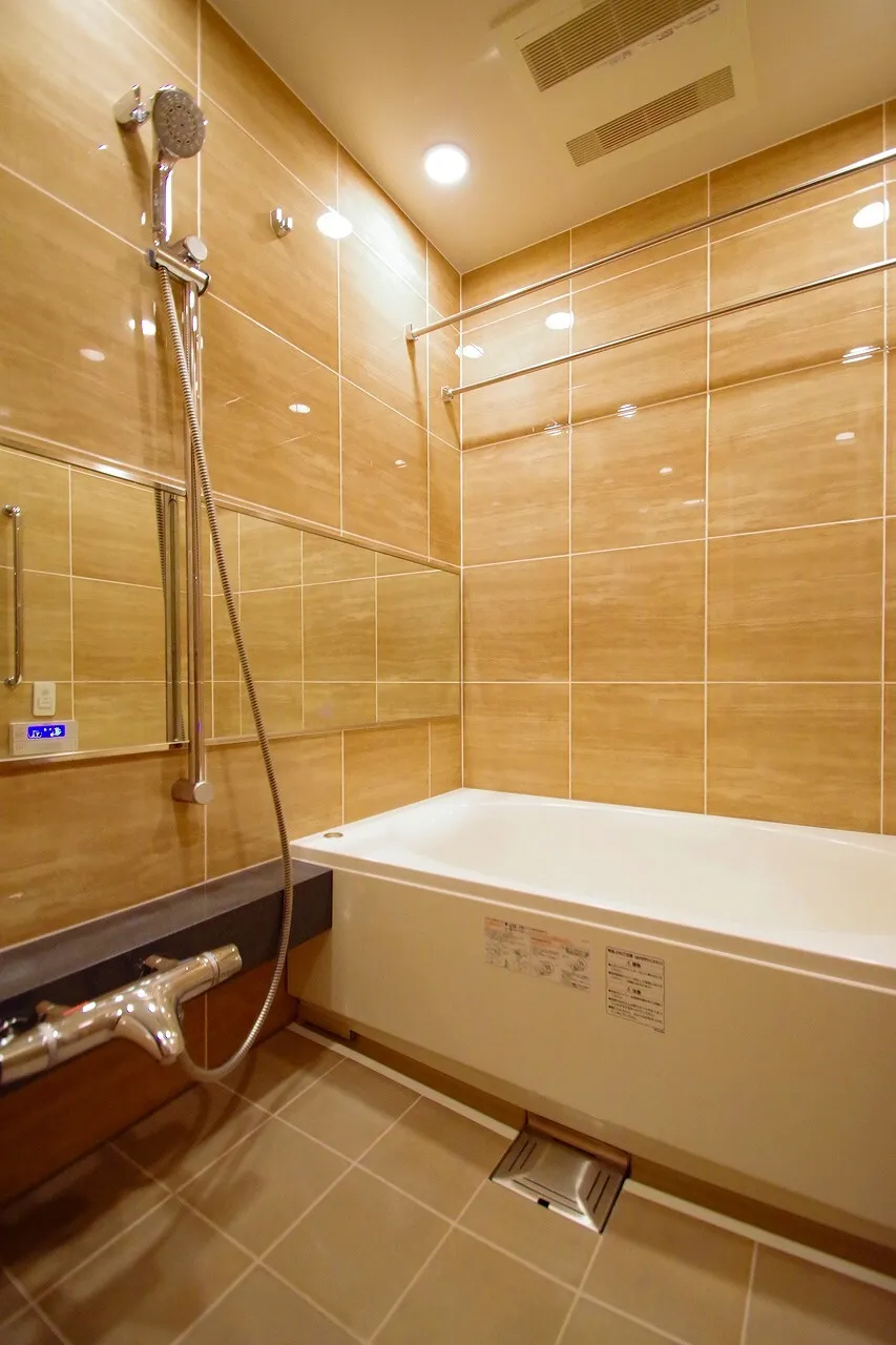 La Tour Shinjuku Grand - Interior - ["Flooring", "Floor", "Interior design"]