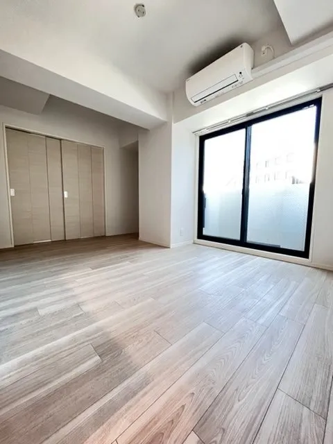 RESIDIA Itabashi Honmachi Place - Interior - ["Flooring", "Wood", "Floor"]