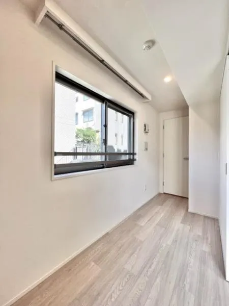 Foresity Bunkyo Myogadani - Interior - ["Window", "Building", "Fixture"]