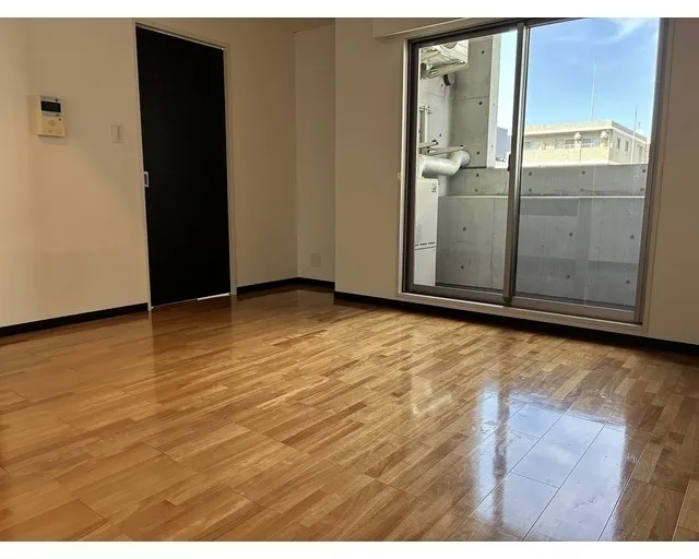 La Belle Mitsukoshi - Interior - ["Flooring", "Floor", "Wood flooring"]