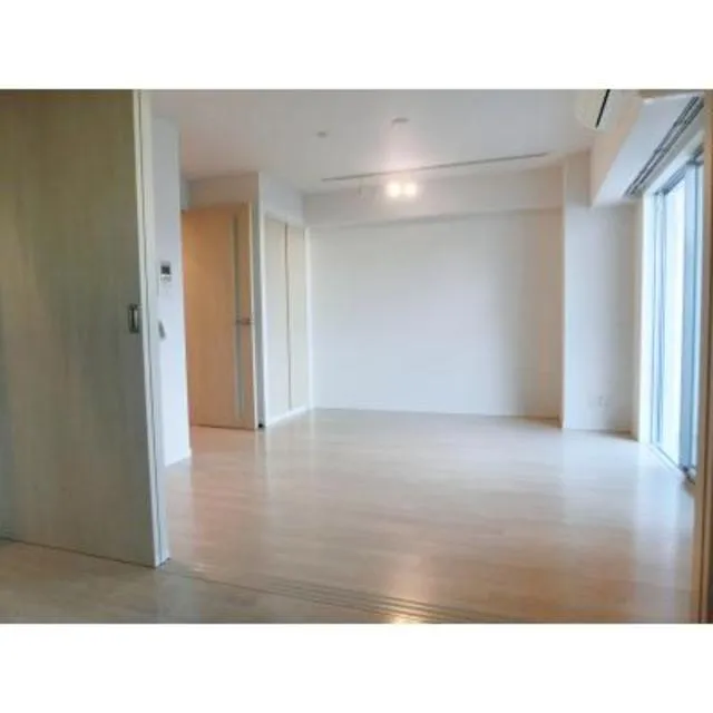 Park Cube Nishigahara Stage - Interior - ["Property", "Floor", "Laminate flooring"]