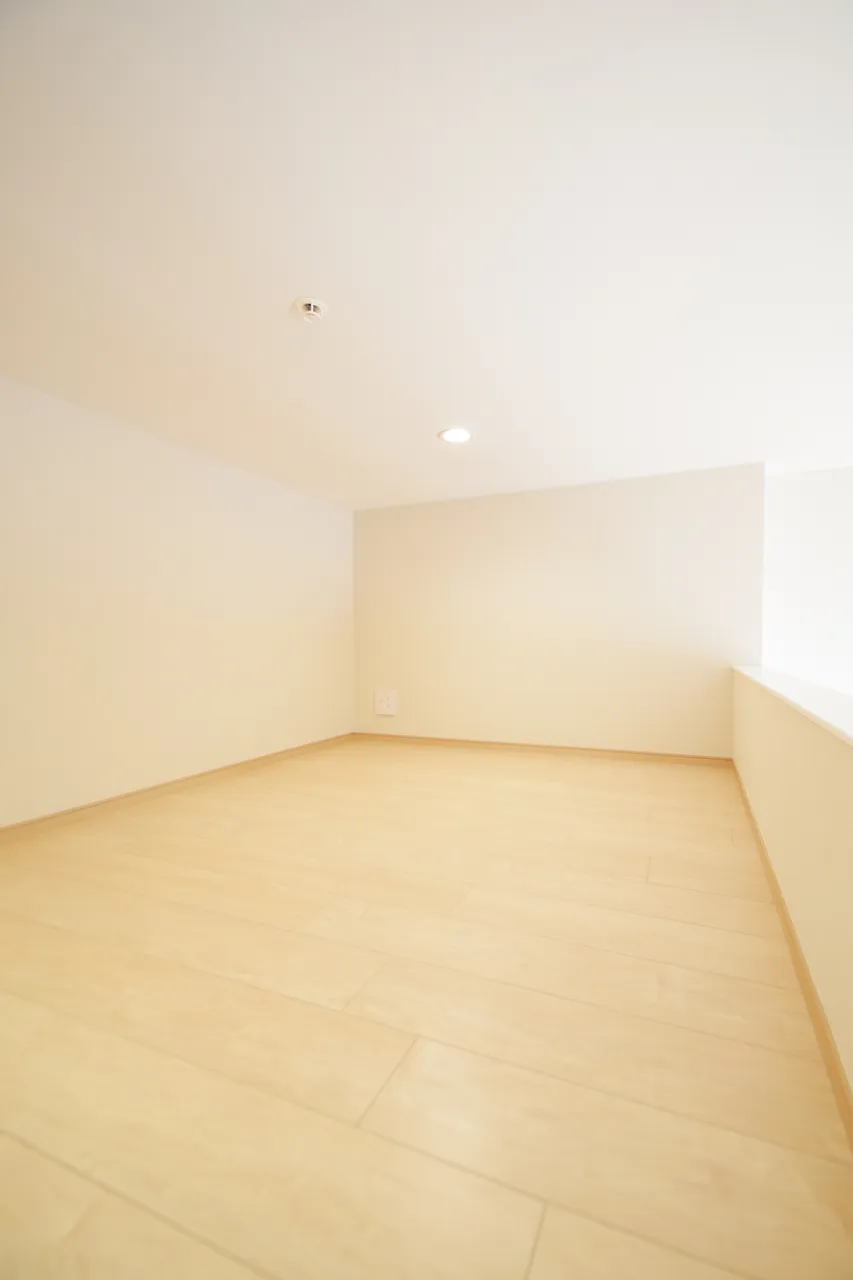 La Tour Shinjuku Grand - Interior - ["Flooring", "Floor", "Wall"]