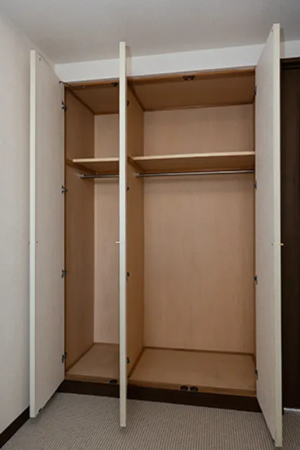 Park Heim Nakanosakaue - Interior - ["Wood", "Flooring", "Floor"]
