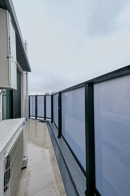 Urbanex Ueno - Interior - ["Daytime", "Composite material", "Metal"]