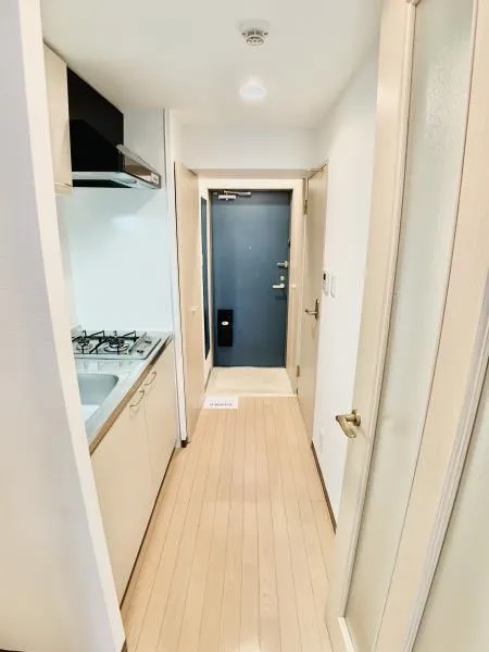 KDX Residence Monzennakacho - Interior - ["Building", "Fixture", "Door"]