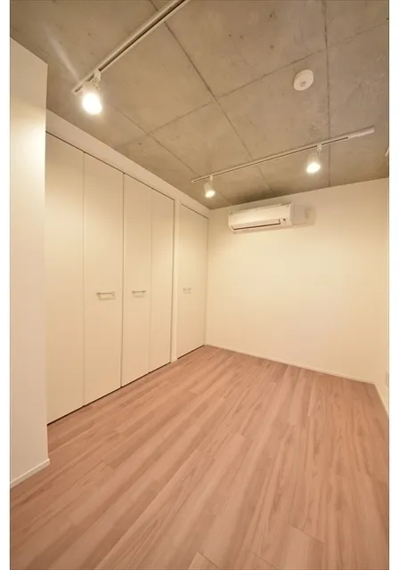 Grand Paseo Yoyogi Uehara II - Interior - ["Wood", "Flooring", "Ceiling"]