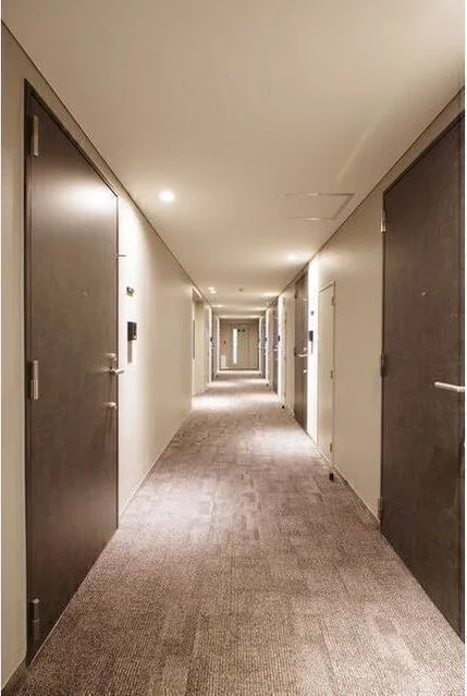 Zinnia Fudomae - Other - ["Building", "Door", "Fixture"]