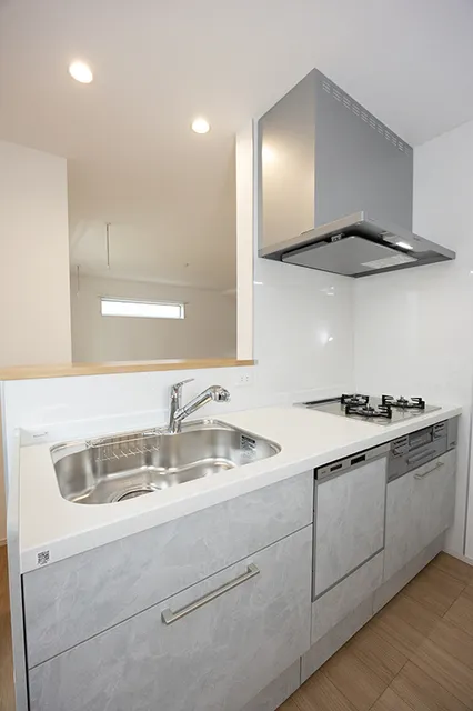 Claire Villa Hatsudai - Interior - ["Flooring", "Kitchen", "Major appliance"]