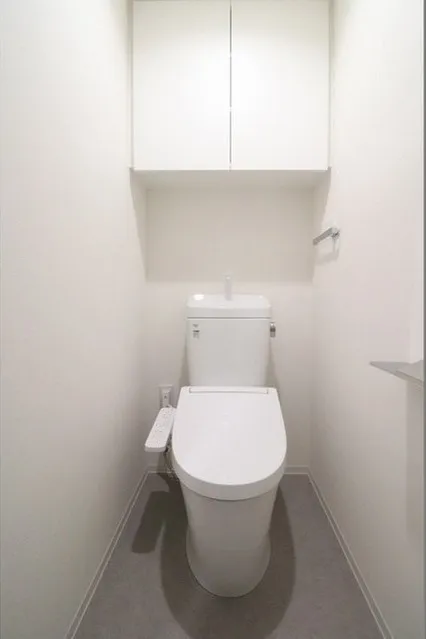 Asyl Court Nerima Nakamurabashi - Interior - ["Toilet seat", "Toilet", "Plumbing fixture"]