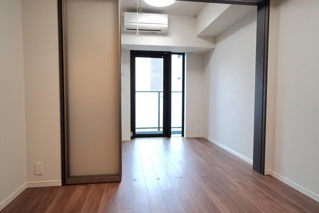 Belfirth Kanda Jimbocho - Interior - ["Property", "Building", "Window"]