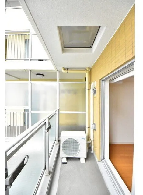 Primal Koishikawa - Interior - ["Interior design", "Floor", "Ceiling"]