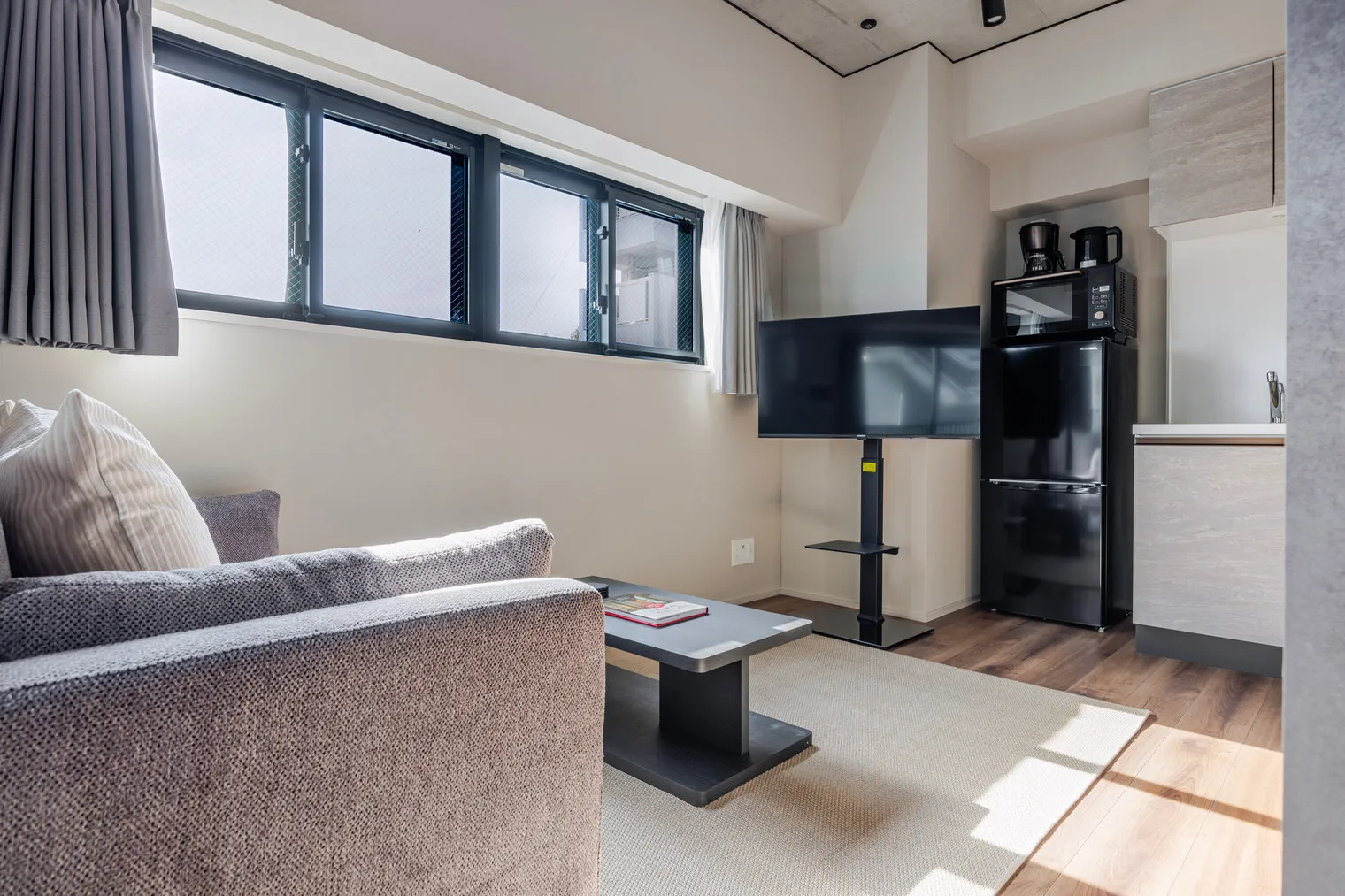 Duo Flats Ikejiri-Ohashi - Interior - []