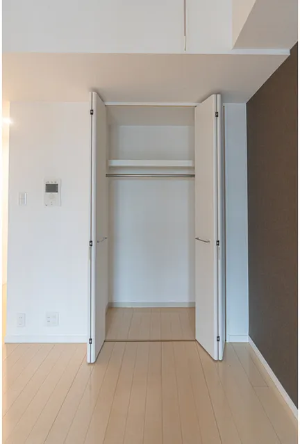Clio Gotanda - Interior - ["Wood", "Flooring", "Floor"]