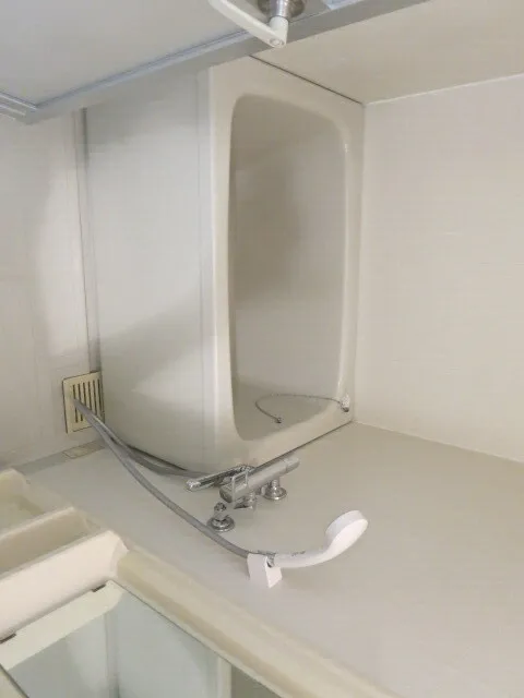 CASSIA Meguro - Interior - ["Plumbing fixture", "Flooring", "Floor"]
