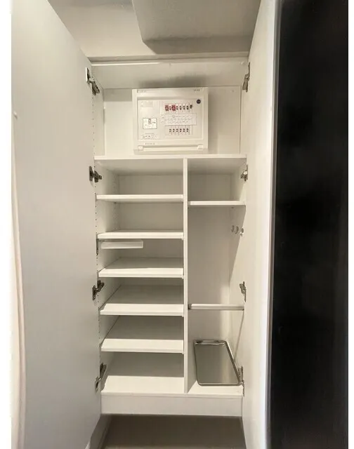 Wellis Urban Sumiyoshi East - Interior - ["Machine", "Household hardware", "Electrical enclosure"]
