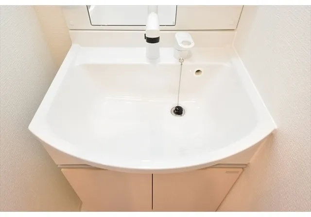 El Faro Waseda - Interior - ["Plumbing fixture", "Plumbing", "Bathroom Sink"]