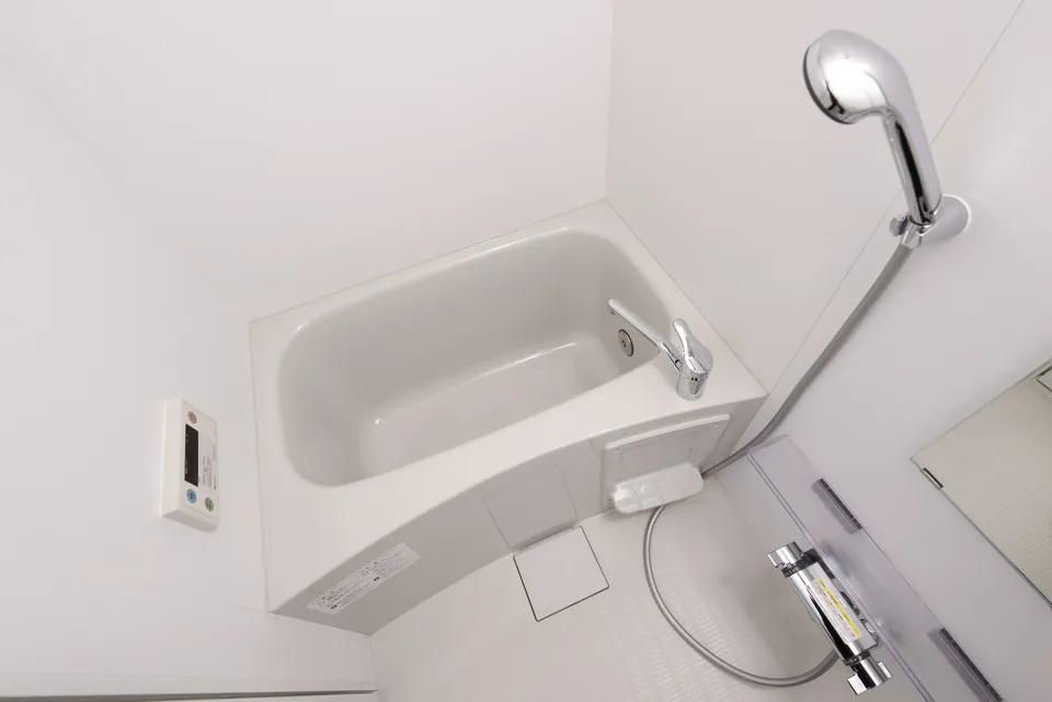 Hmlet Gakugei Daigaku - Interior - ["Plumbing fixture", "Bathroom", "Plumbing"]