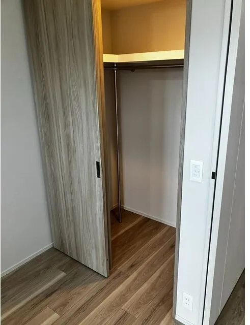 Brands Shibaura - Interior - ["Wood", "Flooring", "Interior design"]