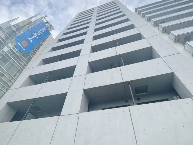 ZOOM Shibuya Tomigaya - Exterior - ["High-rise building", "Composite material", "Commercial building"]