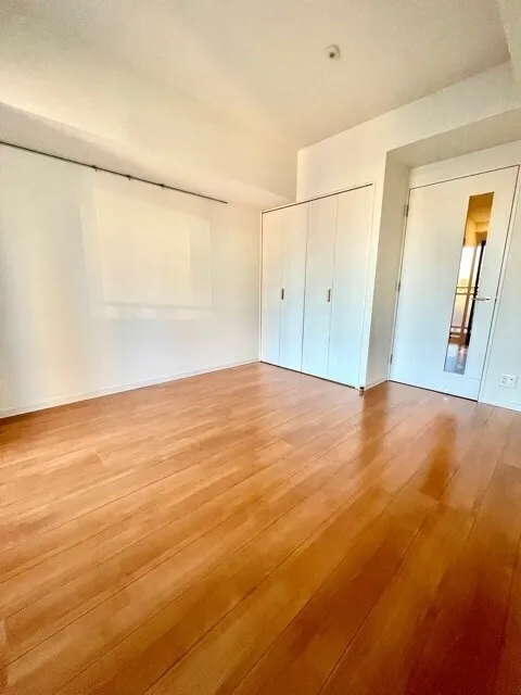 Residia Yotsuya Sanchome - Interior - ["Wood flooring", "Floor", "Flooring"]