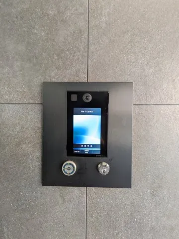 Grand Paseo Kiyosumi Shirakawa II - Other - ["Electronic device", "Gadget", "Display device"]