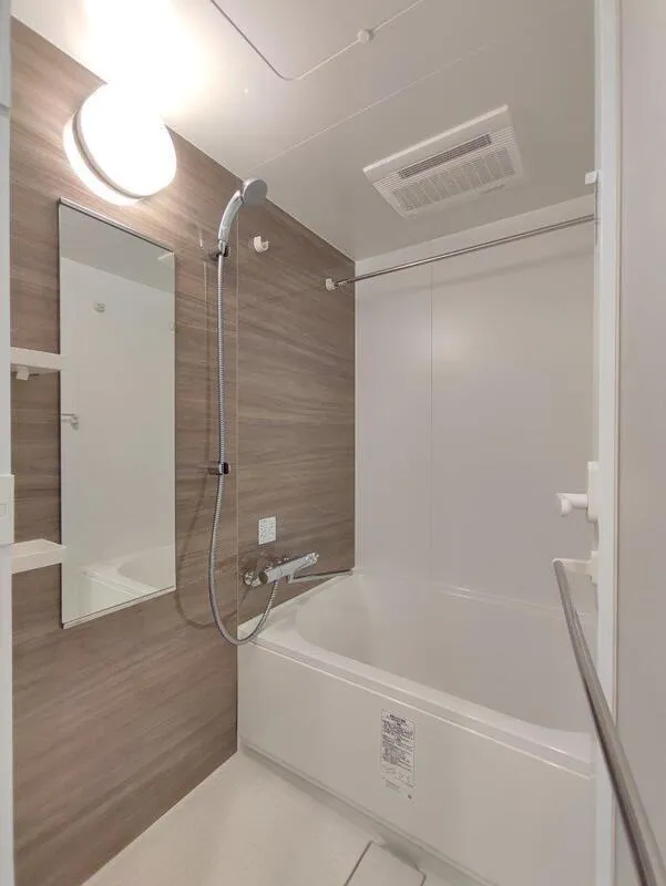 Cross Residence Takadanobaba - Interior - ["Flooring", "Plumbing fixture", "Floor"]