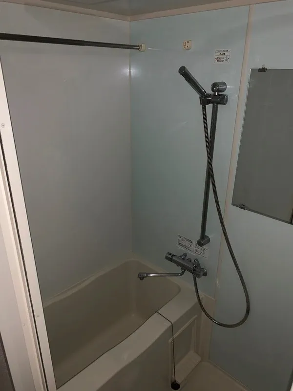 CAVANA Higashikomagata - Interior - ["Electrical cable", "Cleanliness"]