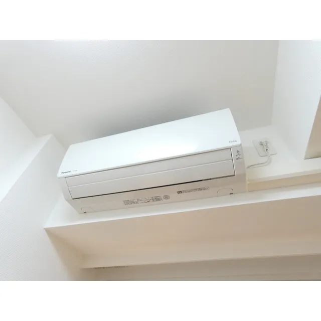 TK Flats Shibuya - Interior - ["Shelf", "Wood", "Shelving"]