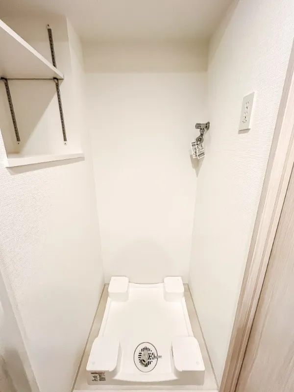 Prince Due Kamiya - Interior - ["Bathroom", "Plumbing fixture", "Tile Flooring"]