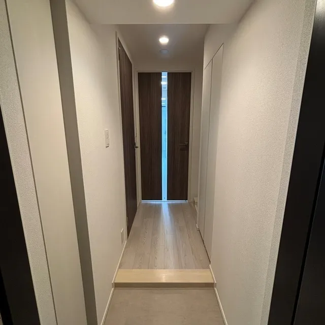 Park Axis Shinagawa Tennozu Isle - Interior - ["Flooring", "Floor", "Ceiling"]
