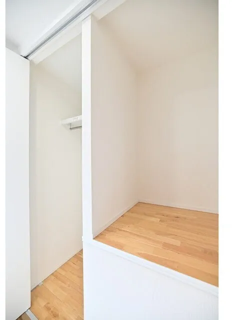 Sasazuka Flats - Interior - ["Wall", "Flooring", "Wood"]