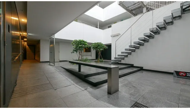 El Stanza Yoyogi - Exterior - ["Flooring", "Interior design", "Ceiling"]