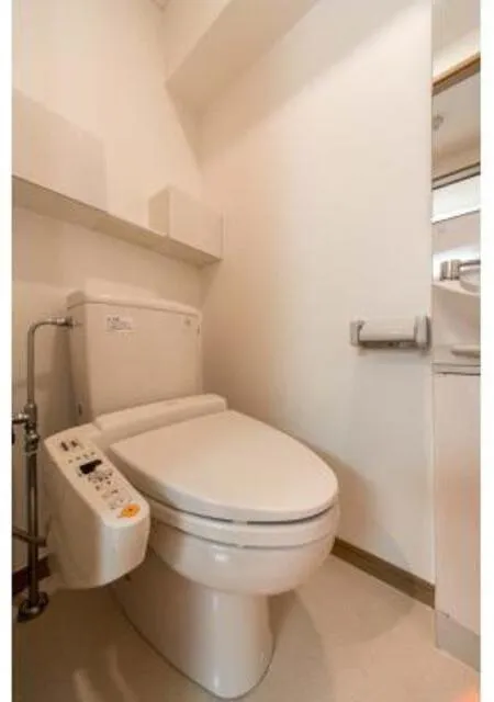 SUN Ebisu - Interior - ["Toilet seat", "Property", "Plumbing fixture"]
