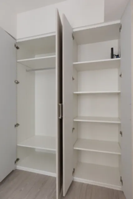 VIERA Court Nihonbashi Hisamatsucho - Interior - ["Wood", "Flooring", "Cupboard"]