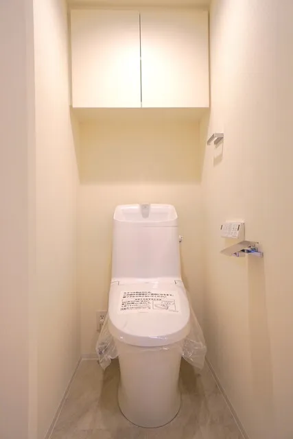 Brillia Ist Ueno Inaricho - Interior - ["Toilet seat", "Toilet", "Building"]