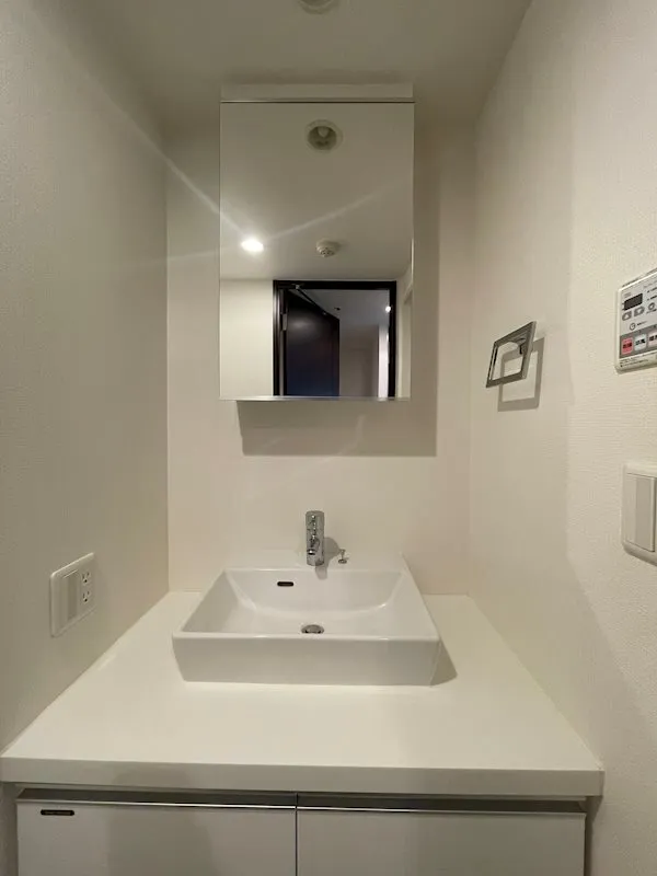 Shinagawa East - Interior - ["Flooring", "Interior design", "Floor"]
