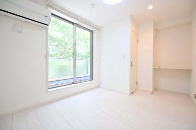 Prague Terrace, In Front Of The University Of Tokyo - Interior - ["Flooring", "Floor", "Apartment"]